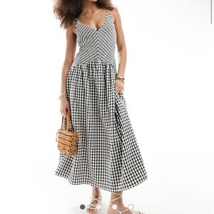 ASOS DESIGN full skirt midi crinkle sundress in mono gingham check